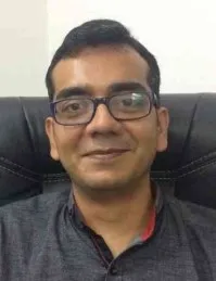 Varun Vohra, founder and lead career counsellor at CCO — an IIFT MBA and certified career counsellor with 1,000+ counselling sessions
